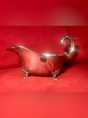 1847 “Eternally Yours” Collection HERITAGE Roger’s Bros Silver Plate Gravy Boat